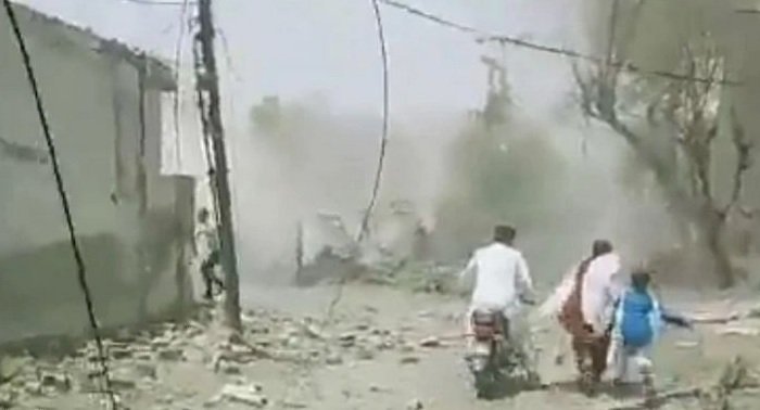 हाफिज सईदच्या पाकिस्तानामधील घराबाहेर बॉम्बस्फोट, दोघांचा मृत्यू, १४ जखमी